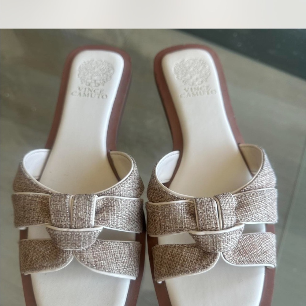 Vince Camuto Women's Tan Slide Sandals